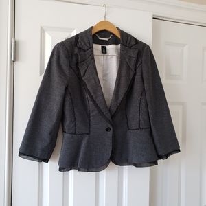 3/4 sleeve blazer with fun detailing